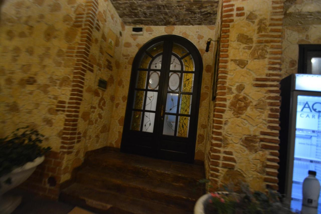 Gala - Guesthouse Oradea Ngoại thất bức ảnh